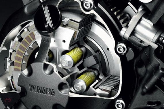 问答：摩托车发动机进水后的处理办法