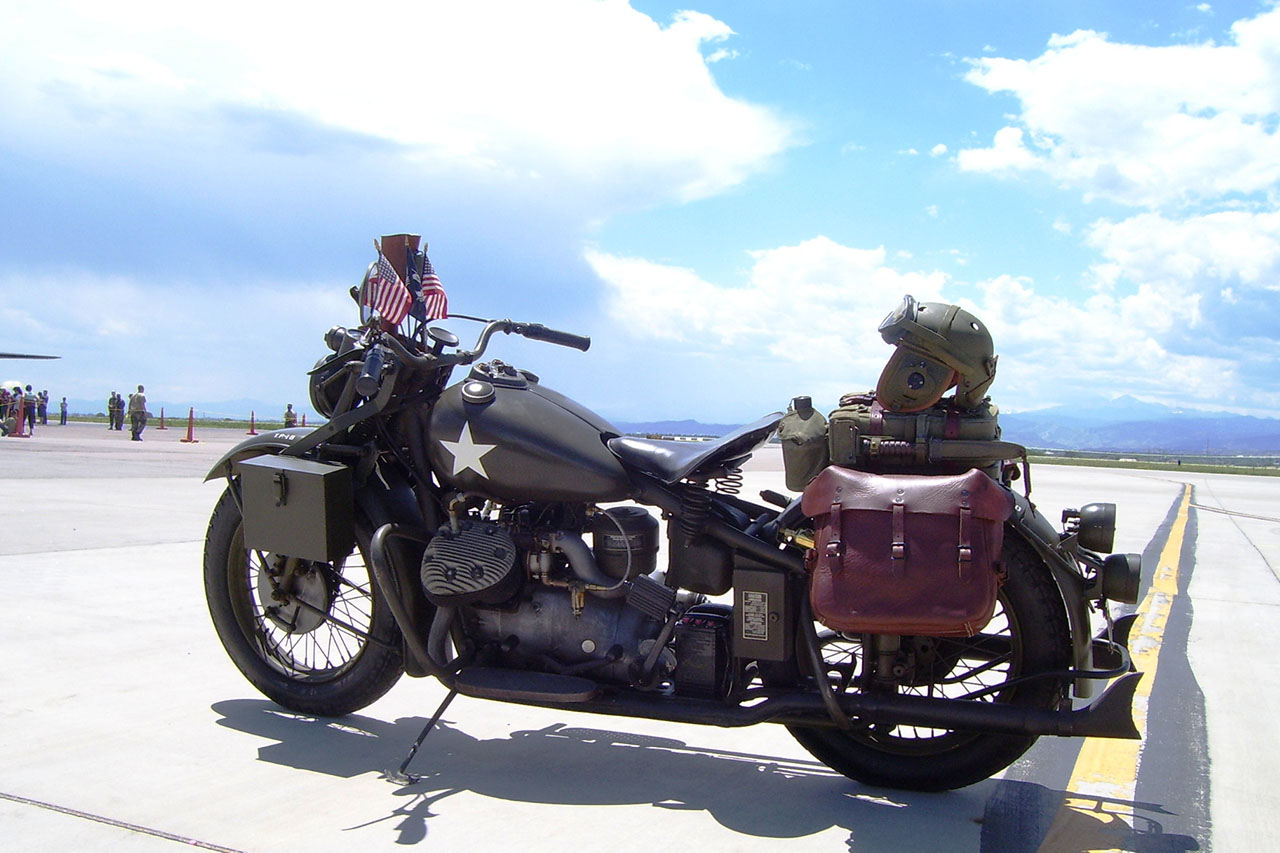 新浪网-汽车-复古摩托车