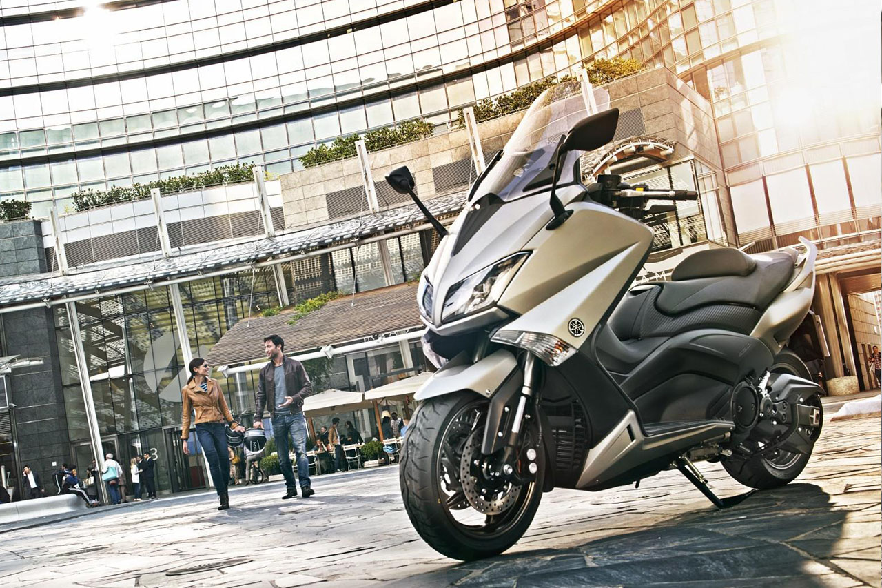 雅马哈升级2015款T-MAX 530运动大绵羊