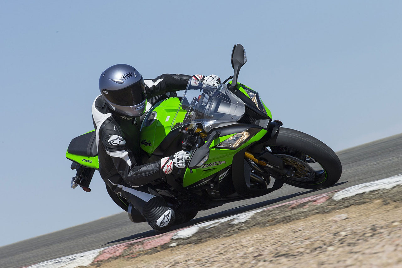 川崎官方详解今代“日式蛮牛”ZX-10R