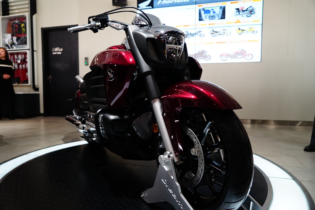 Honda全新发布旗舰车型GL1800C