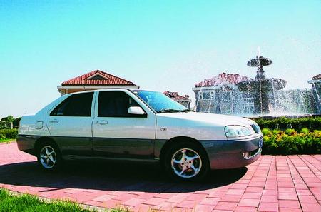 云中漫步 试驾奇瑞·旗云轿车