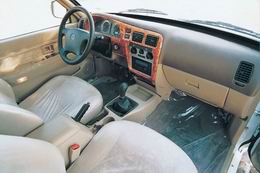 实惠之选--中兴驰野2400(组图)