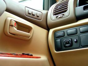 侠骨柔肠 丰田陆地巡洋舰