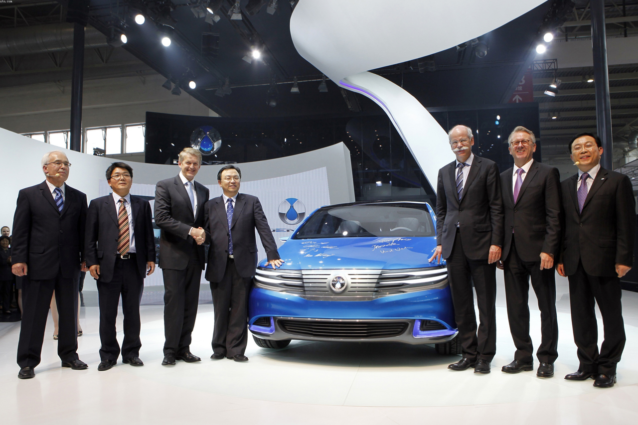 三英战吕布：王传福蔡澈围殴马斯克