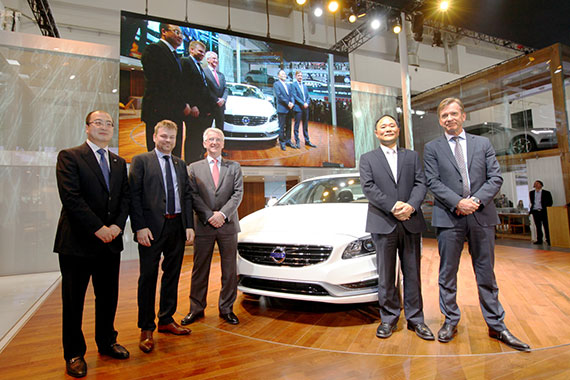 沃尔沃S60L汽油版混动车亮相 明年将上市