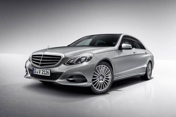 国产奔驰新E级6月19日上市 预计42万起