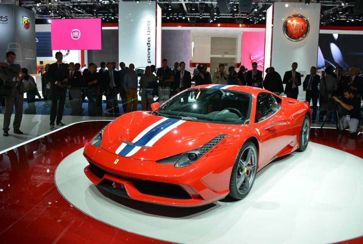 法拉利458 Speciale Spider亮相圆石滩