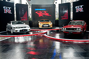 GT-R成就速度梦想 博尔特诠释“为跑而生”