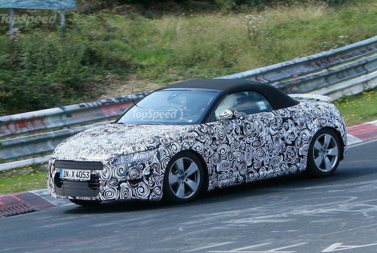 奥迪TT敞篷跑车谍照曝光 或明年初发布