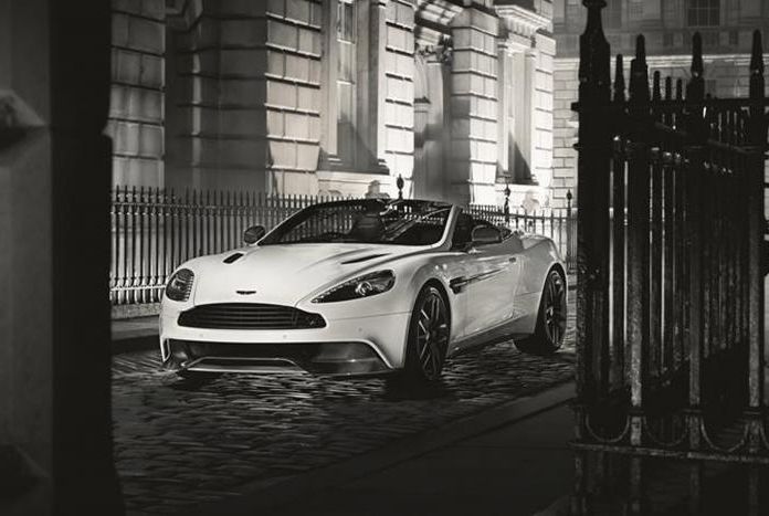 Vanquish Carbon Edition将亮相巴黎车展