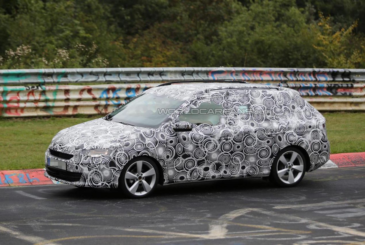 新斯柯达晶锐旅行版谍照 或亮相巴黎车展