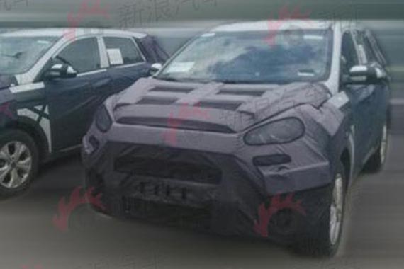 东风悦达起亚全新小型SUV谍照