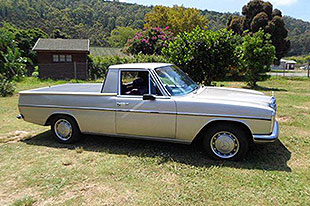 采用雷克萨斯V8 梅赛德斯-奔驰220D皮卡