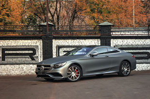 俄罗斯首台奔驰S63 AMG Coupe改色