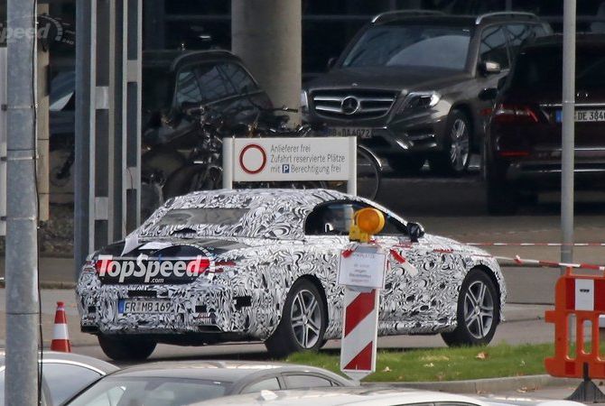 奔驰C级敞篷版最新谍照 尾部类似S级