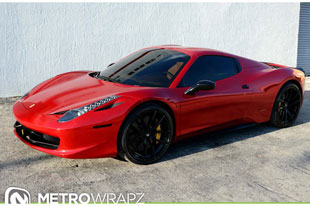 看看小皇帝LBJ的法拉利458长什么样