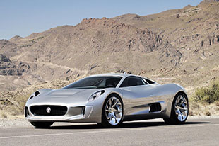 《007：大破幽灵危机》反派座驾捷豹C-X75