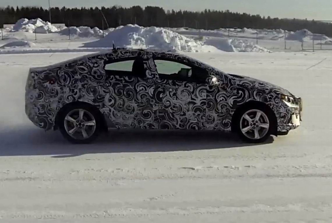 新雪佛兰沃蓝达雪地测试 北美车展首发