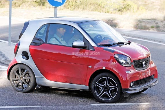 新Smart 巴博斯版最新谍照 日内瓦首发