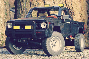 《回到未来》丰田SR5皮卡乐高版