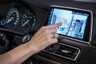 CES：BMW展示新iDrive系统