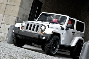 切尔西卡车公司出品 Jeep牧马人CJ300