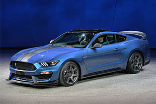 只是多了个字母吗 Mustang GT350R亮相