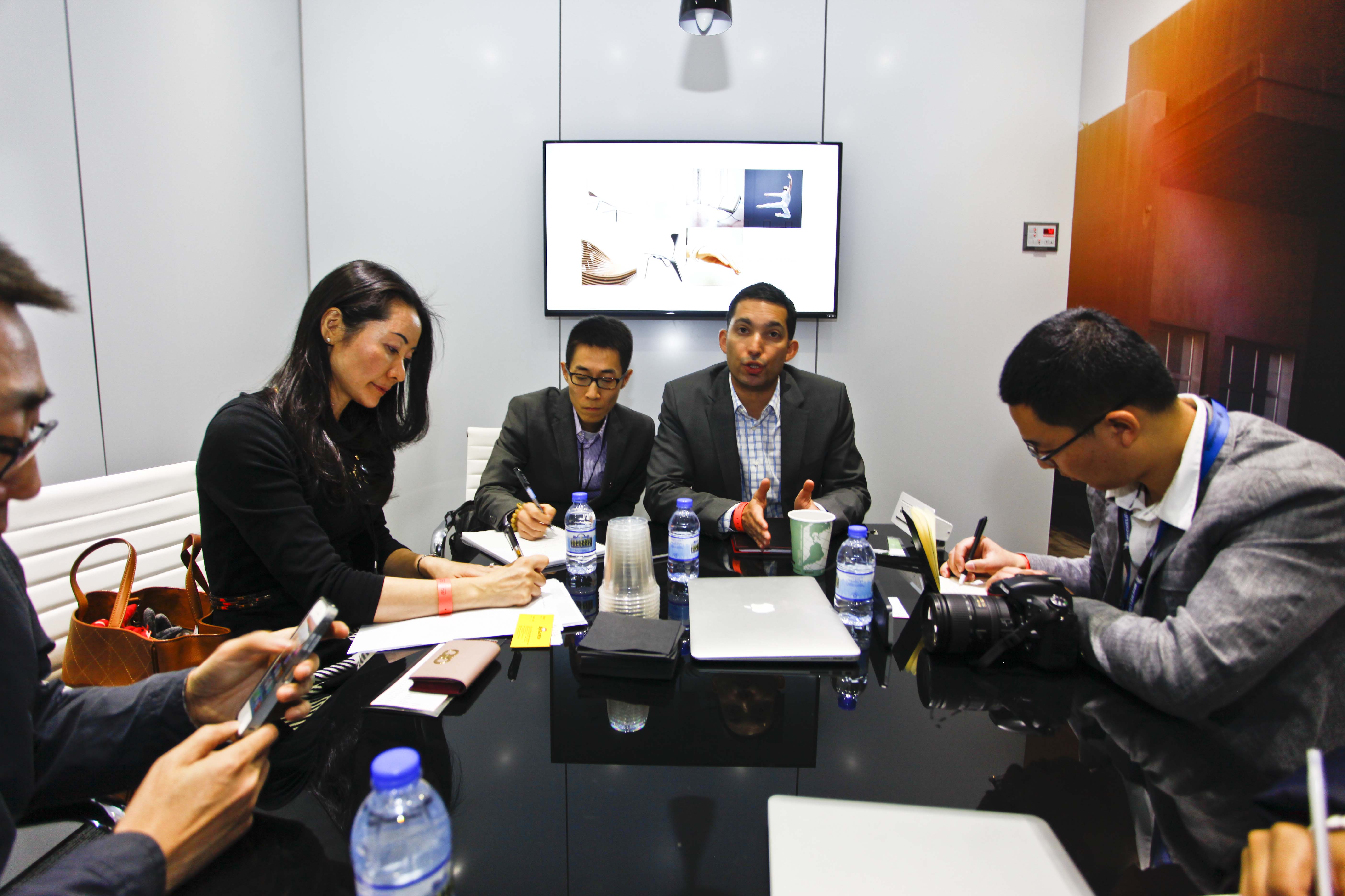 访特斯拉全球品牌副总裁Ricardo Reyes