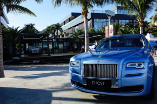 劳斯莱斯汽车摩登空间展厅三亚开业