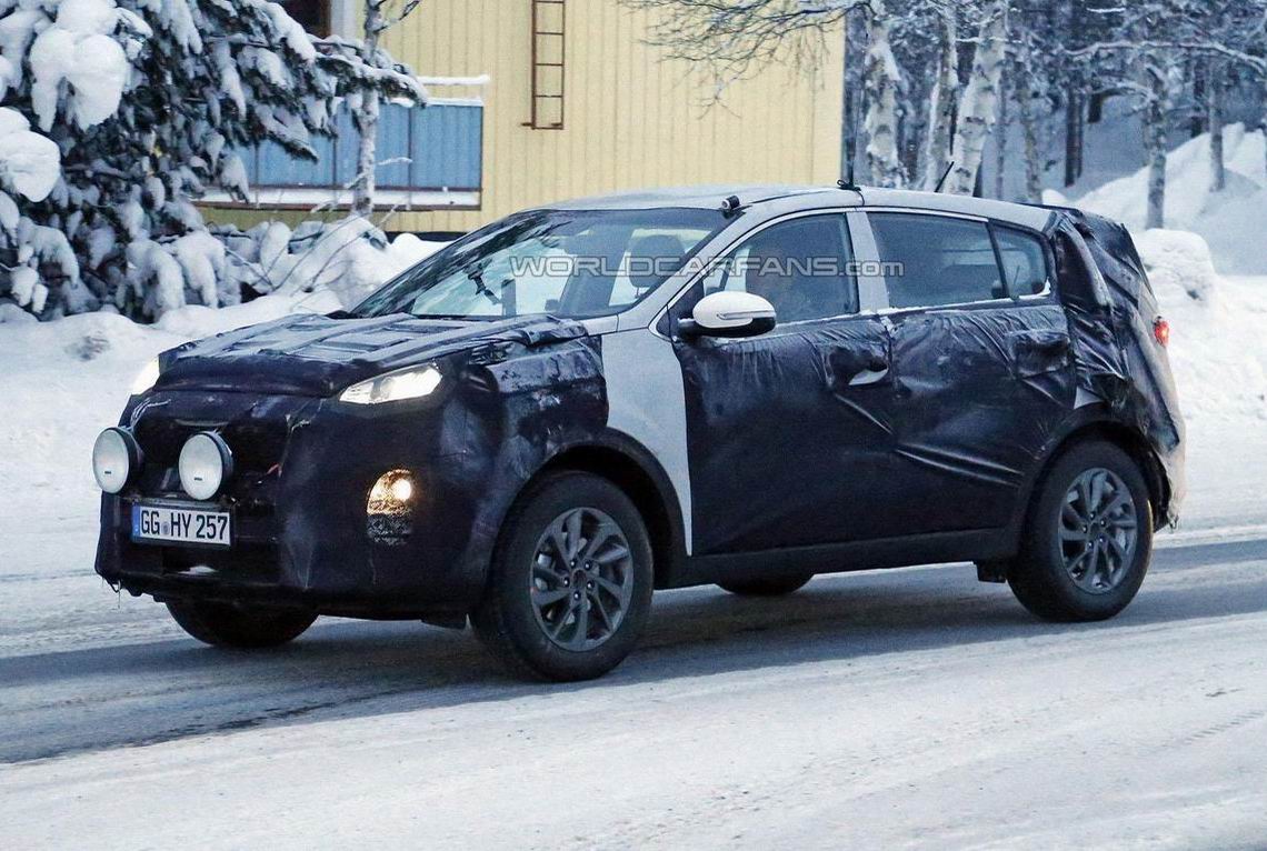 起亚智跑路试谍照曝光 年内亮相