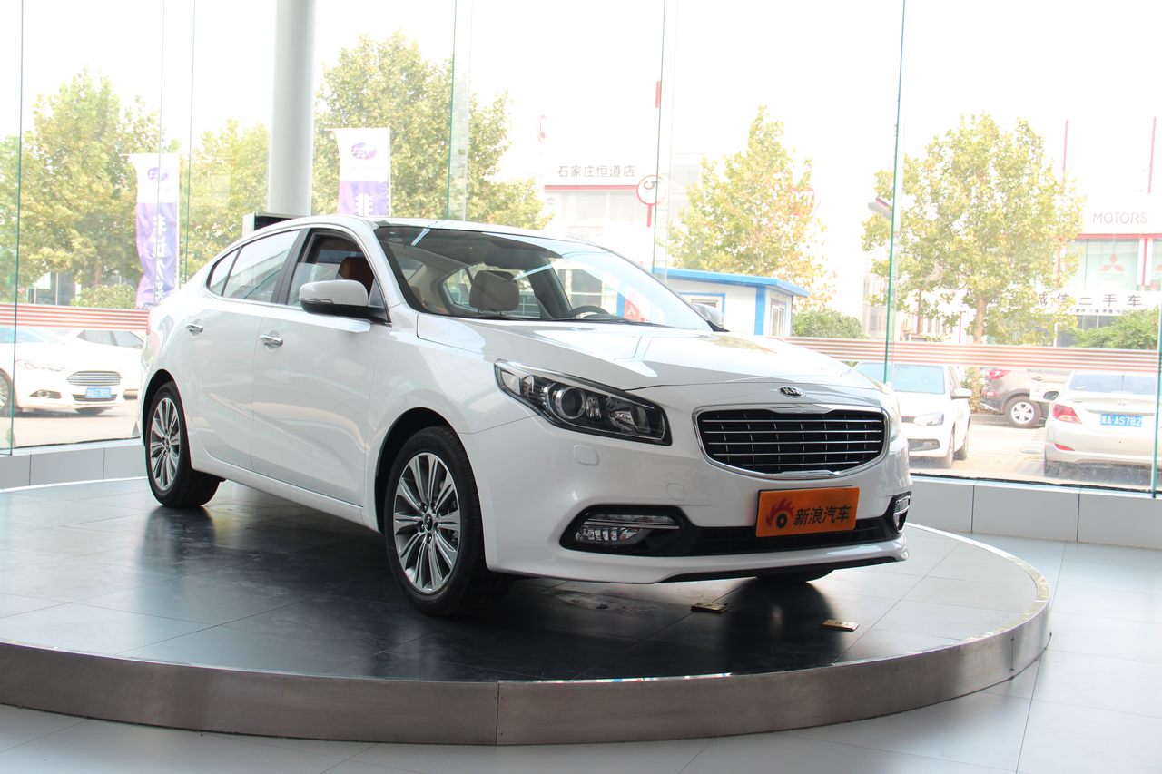 年度时尚风姿奖：东风悦达起亚K4