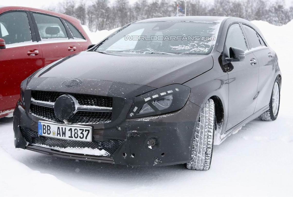 新款奔驰A级谍照曝光 法兰克福首发