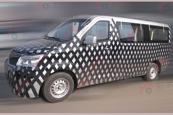 前置发动机 长安全新MPV车型谍照曝光