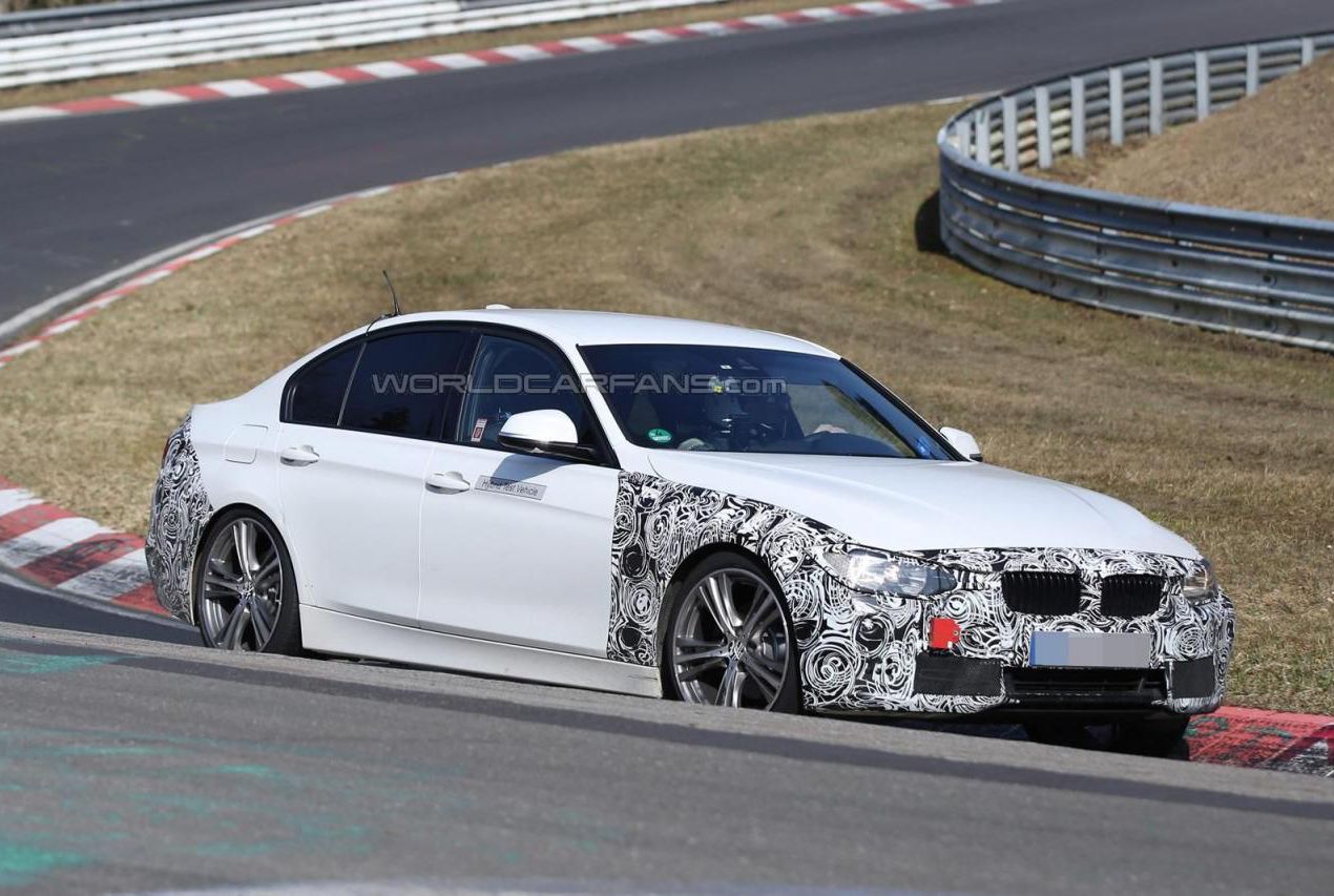 宝马3系插电混动版谍照曝光 或9月首发