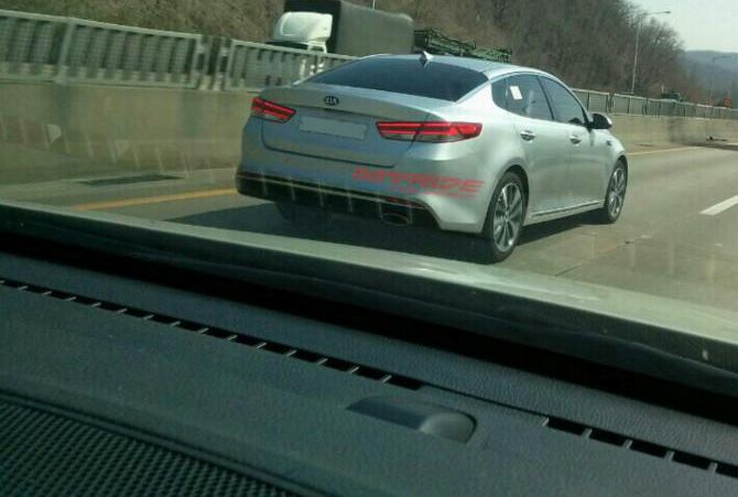 新一代起亚K5实车曝光 纽约车展首发