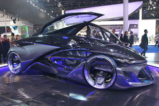 雪佛兰概念车FNR全球首发 打造未来移动生活