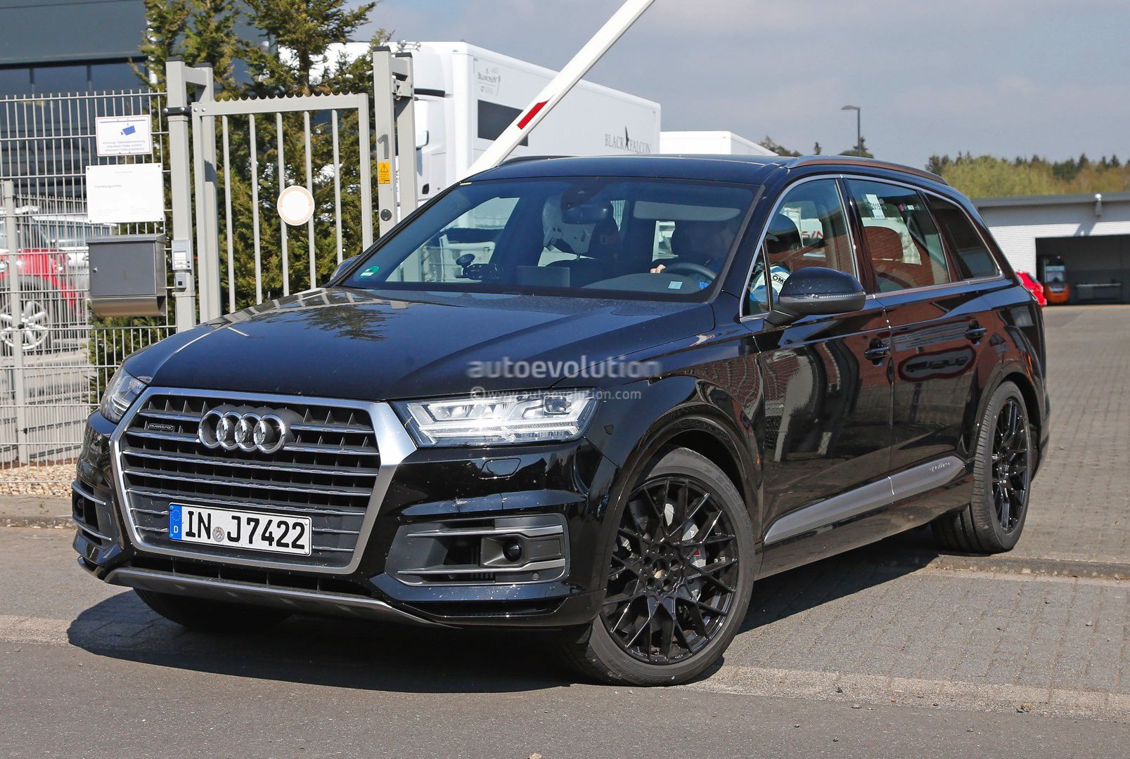 奥迪SQ7无伪装谍照曝光 明年上市