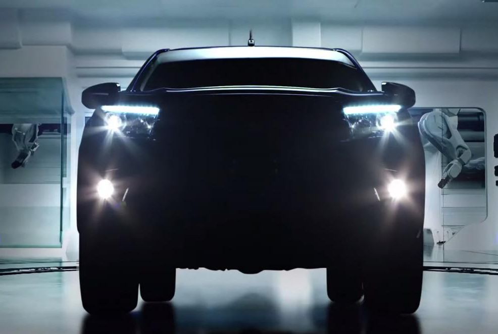 丰田发布新Hilux预告图 5月21日亮相