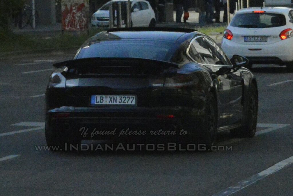 新一代保时捷Panamera最新谍照 明年上市