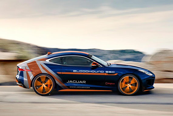 捷豹F-Type R快速响应安全车亮相