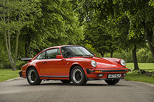 1984年款保时捷911 詹姆斯·梅座驾拍卖