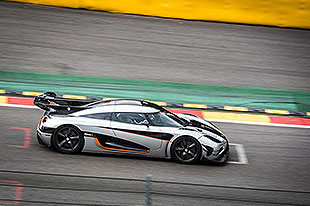 科尼赛克One:1创下量产车新速度纪录