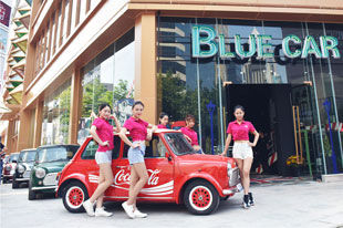 BLUE CAR单品牌汽车主题餐厅登陆上海