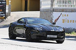 阿斯顿马丁DB11新谍照曝光