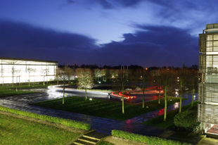 载誉而归 劳斯莱斯首批中国首席技师