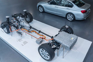 大势所趋 宝马330e/225xe插电版日本发布