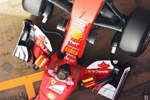 F1季前试车首日 法拉利维特尔最快