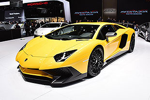 兰博基尼Aventador Superveloce冲刺测试