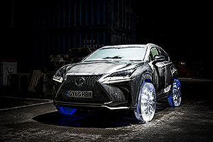 圣诞节你需要一双和LEXUS NX一样的冰鞋